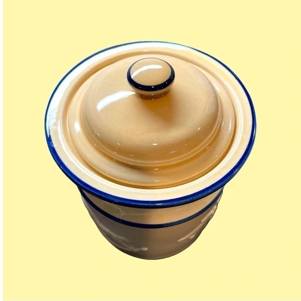 WILLIAMS SONOMA, EMBOSSED, STONEWARE, CHRISTMAS, COOKIE JAR.